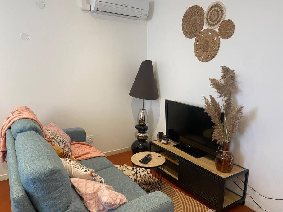 Апартаменты A Deux Pas Des Grands Buffets - Cosy T2 Climatise Нарбонна Экстерьер фото